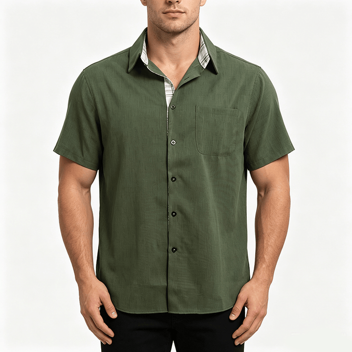 Chemise à manches courtes boutonnée en lin uni pour homme - image 1