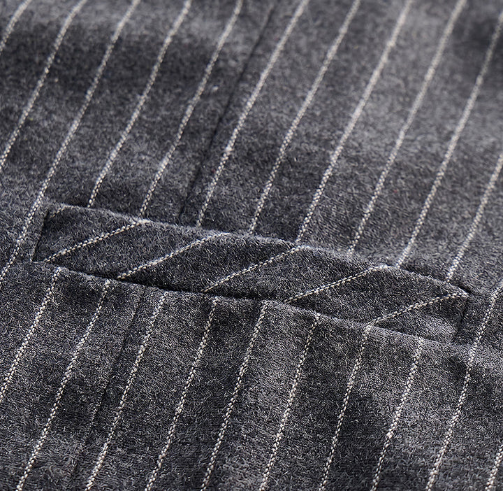 Gilet de costume à fines rayures style rétro pour homme avec chaînette de revers en forme de rose - image 8