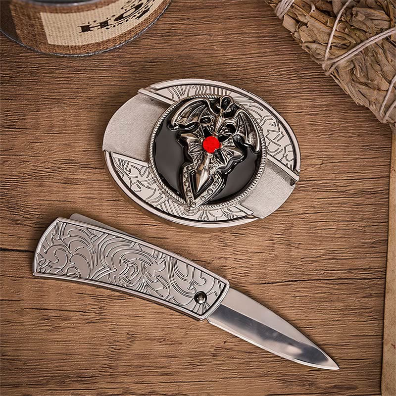 Ceinture en cuir avec boucle de couteau pliant dissimulant un dragon gothique et une chauve-souris - image 1