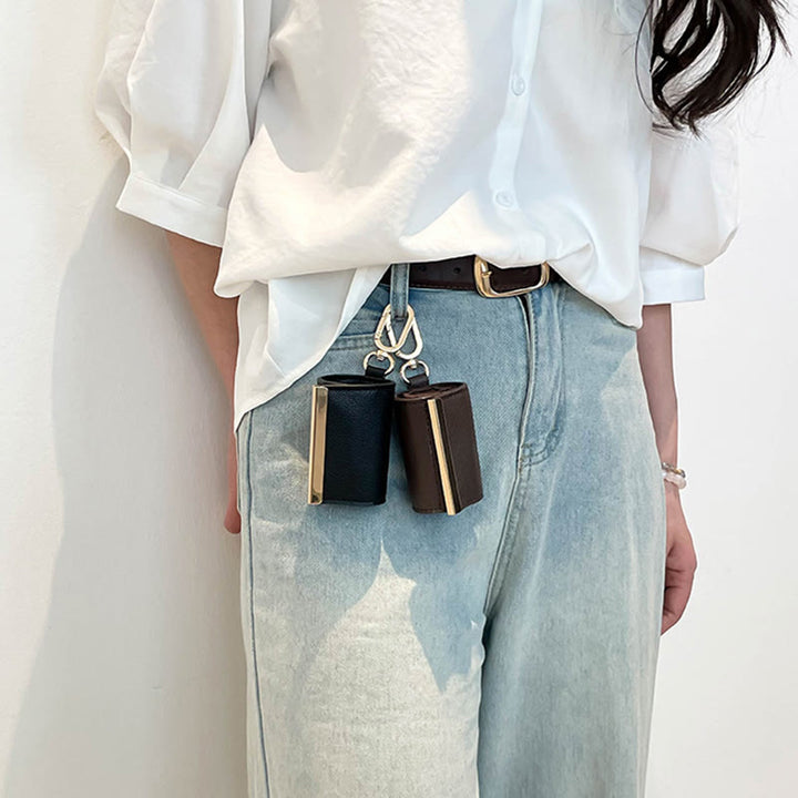 Sac fourre-tout pliable en nylon avec porte-clés et accent en cuir - image 4