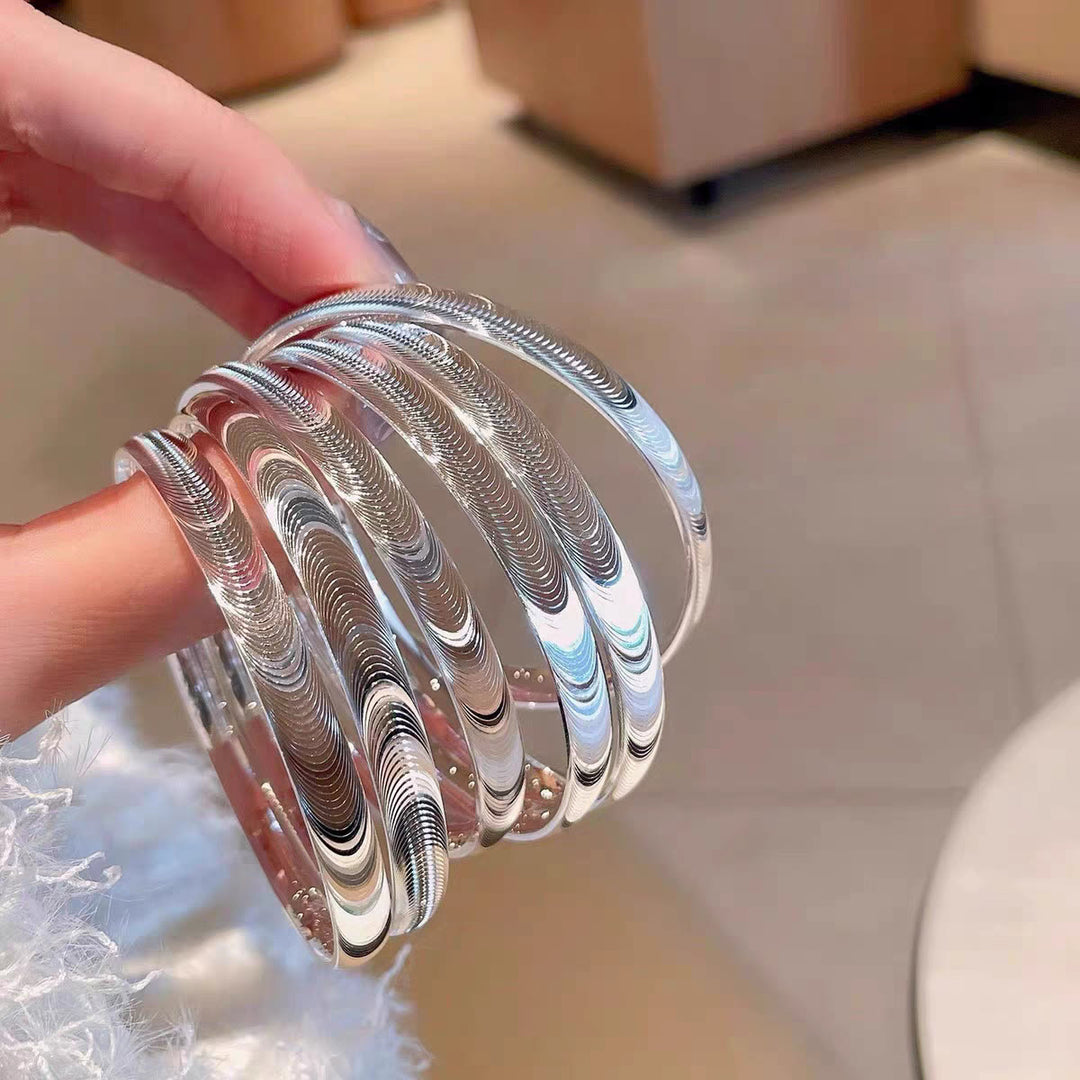 Bracelet manchette ouvert en argent, design minimaliste inspiré des vagues - image 3