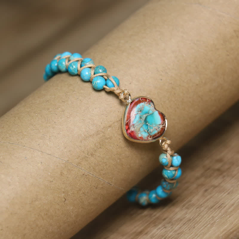 Bracelet d'amour ajustable en macramé avec cœur et pierre naturelle - image 2