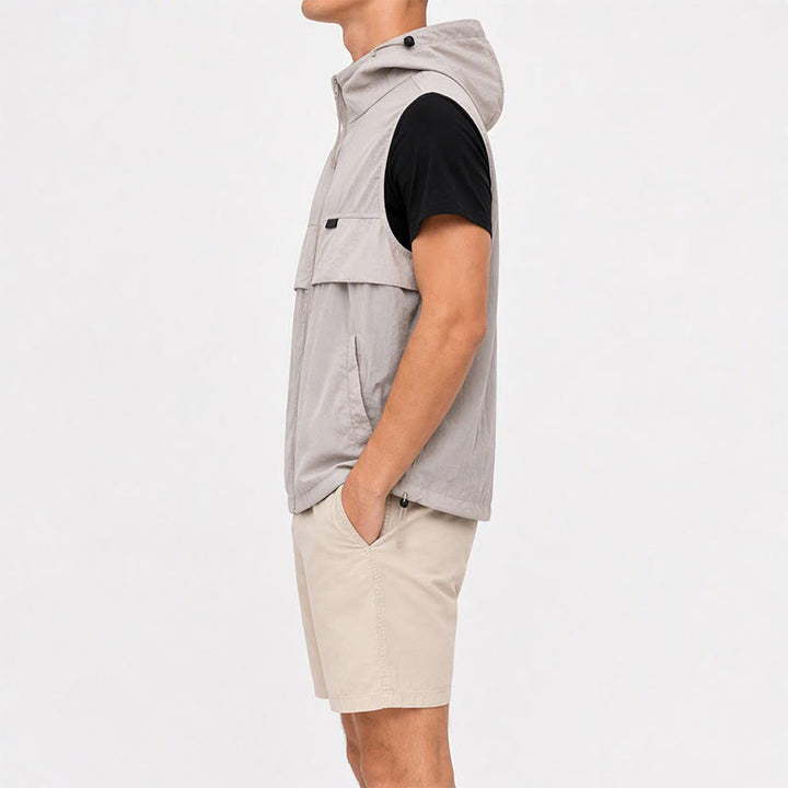 Gilet de sport respirant à capuche pour homme, offrant une protection solaire et idéal pour les activités de plein air. - image 3