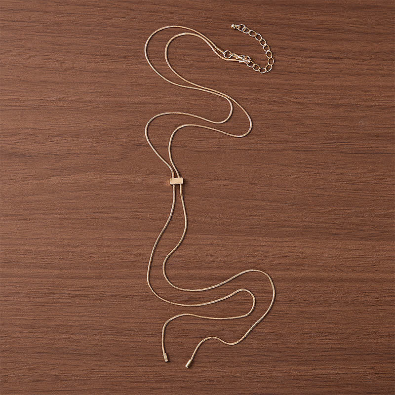 Collier bolo minimaliste et délicat à barre coulissante ajustable - image 3