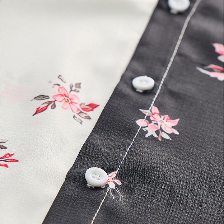 Chemise décontractée pour homme, noire et blanche à imprimé floral rose contrasté - image 7
