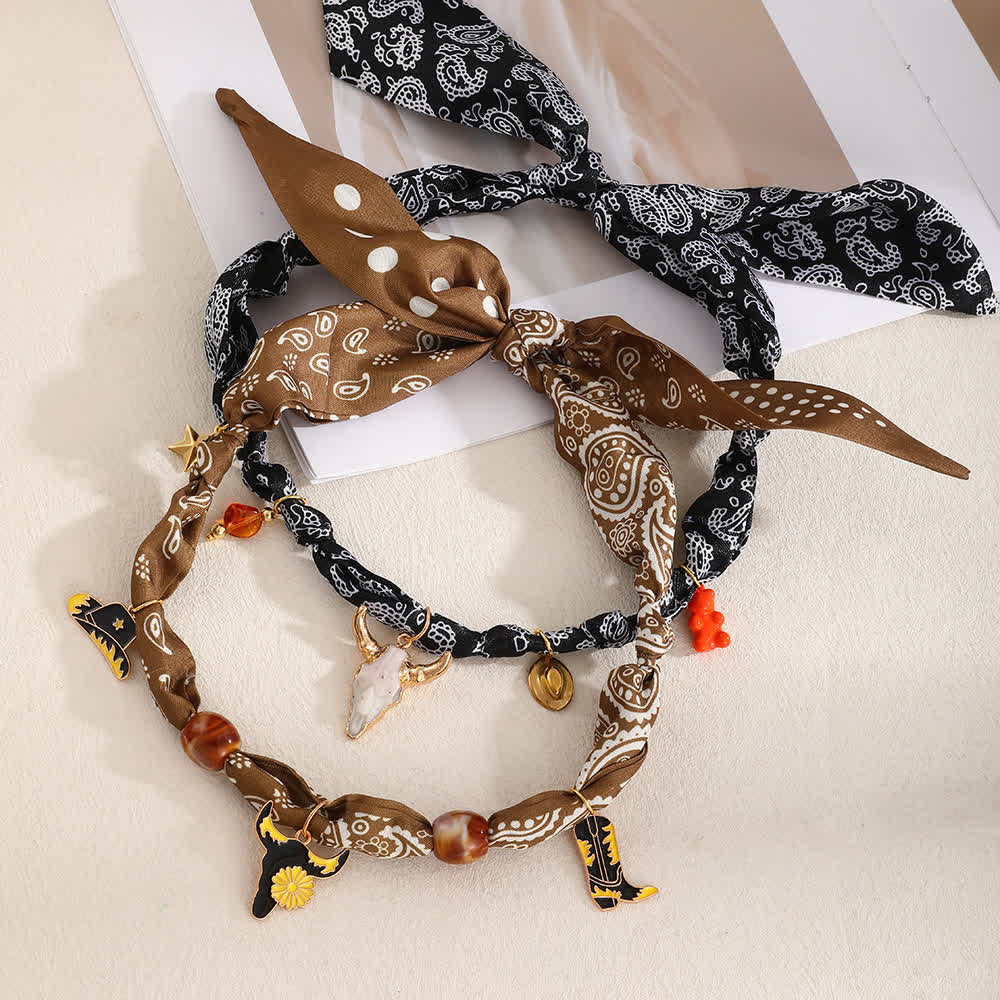 Collection de colliers et foulards à breloques style western bohème - image 1