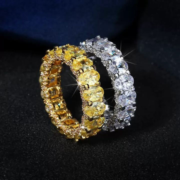 Bague sertie de zircon et de cristaux, ornée d'un anneau d'éternité, idéale pour les femmes et parfaite pour les fêtes. Bijou de soirée. - image 2