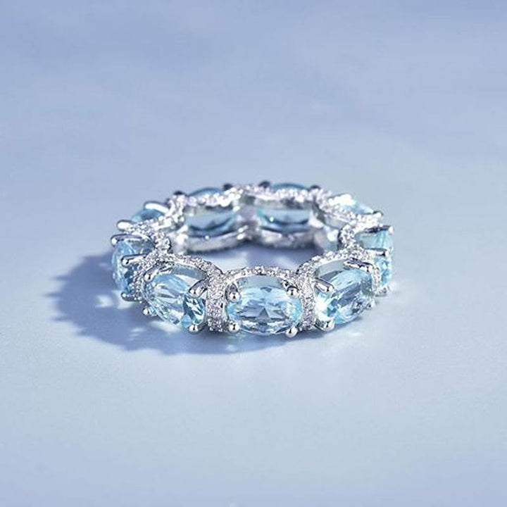 Bague d'éternité en cristal bleu clair sertie de zircons pavés, bague empilable pour femme - image 1