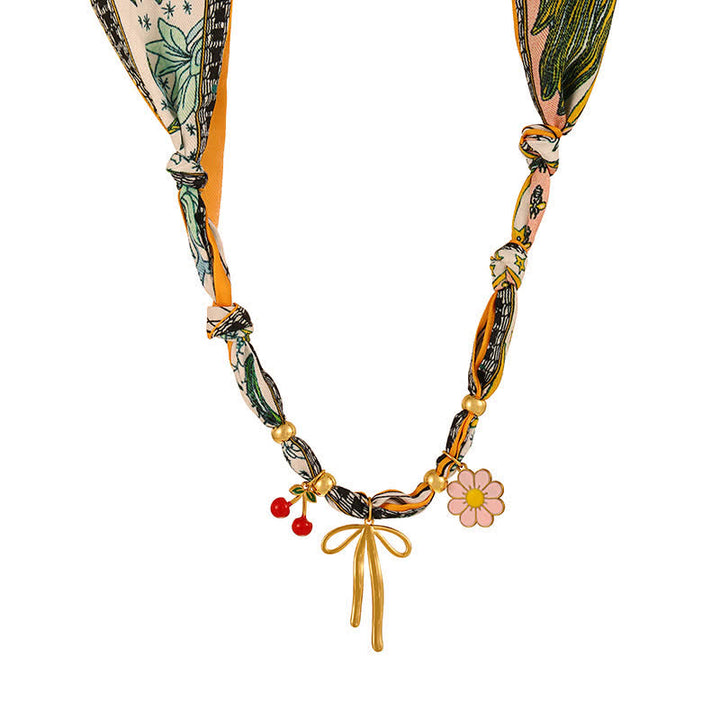 Collier foulard tropical pop avec breloque poisson rouge et fleur de cerisier - Arc - image 3