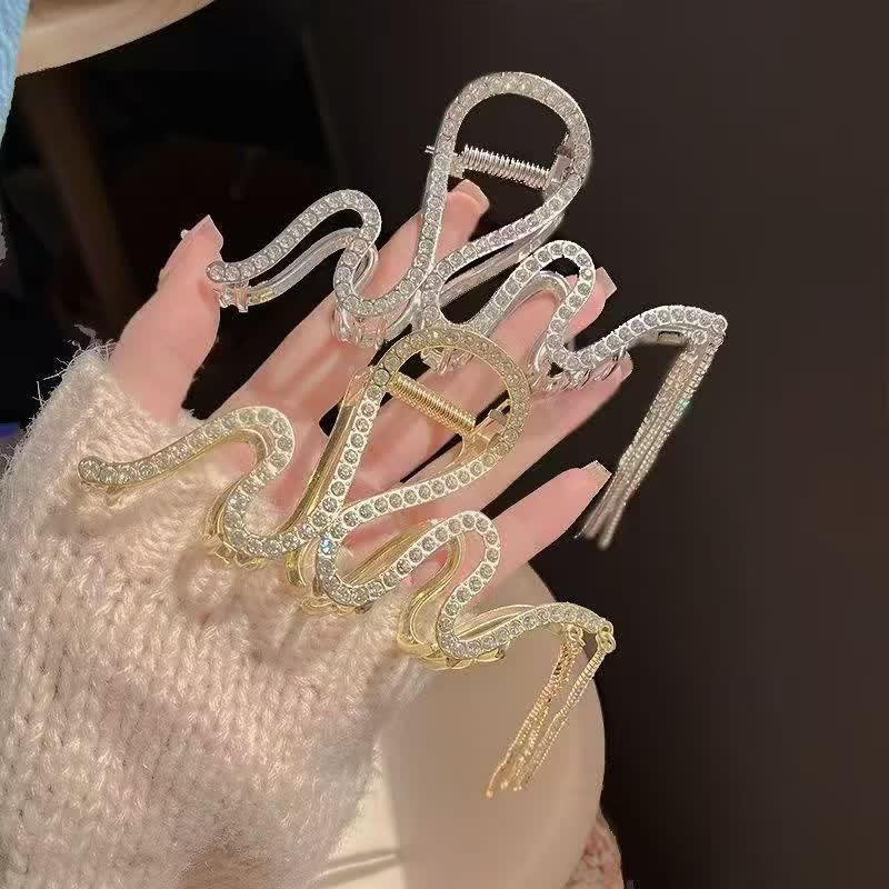 Pince à cheveux pour femme en forme de serpent sirène ornée de strass et de pompons en cristal - image 4