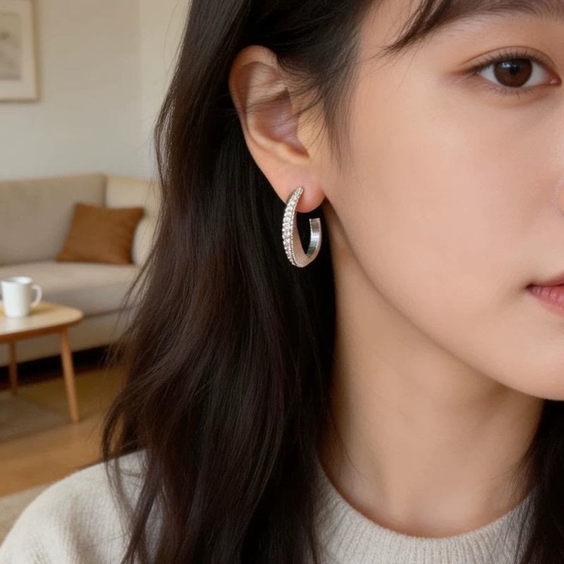 Boucles d'oreilles créoles texturées vintage en forme de C incrustées de zircon pour femmes - image 9