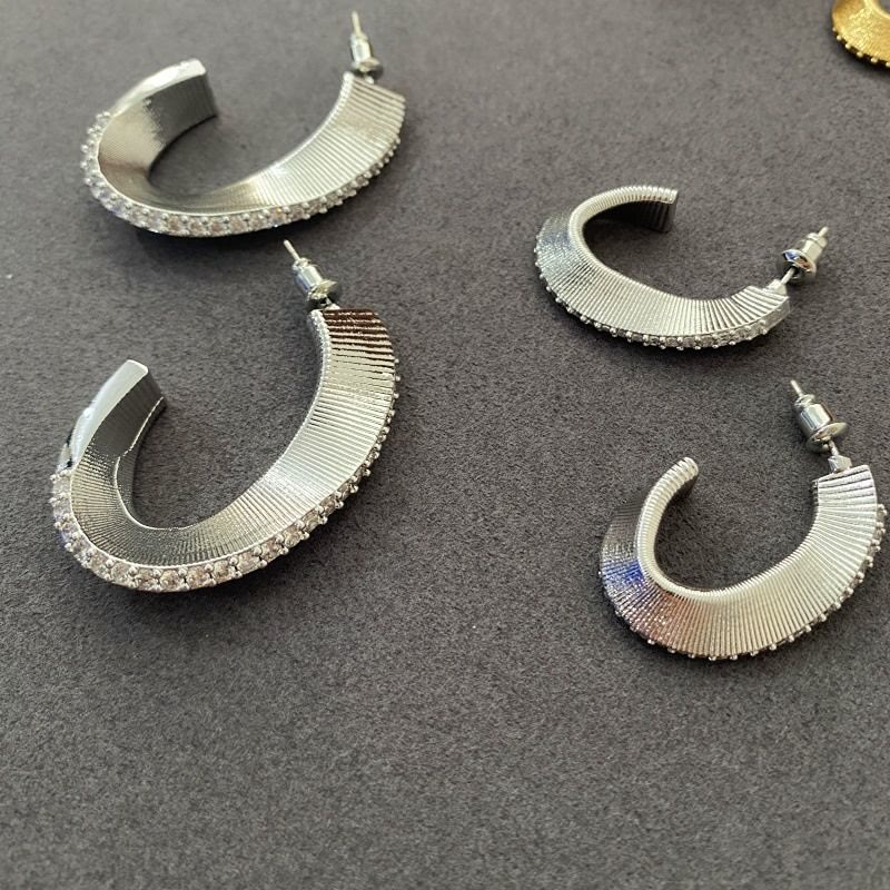 Boucles d'oreilles créoles texturées vintage en forme de C incrustées de zircon pour femmes - image 3