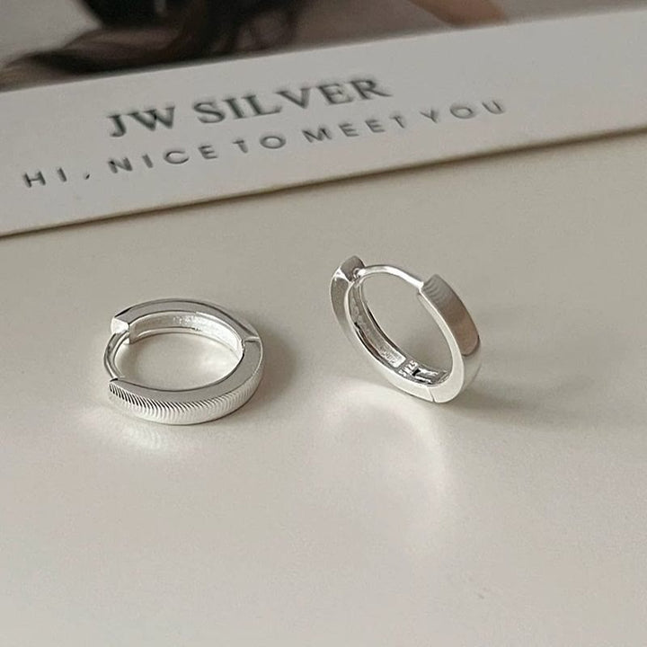 Boucles d'oreilles créoles œil de chat texturées en argent S925 pour femmes - image 2