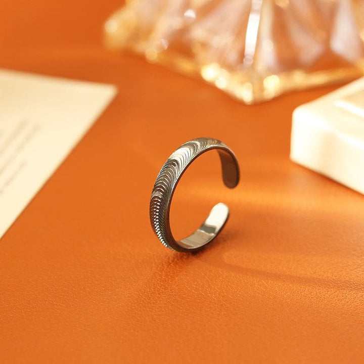 Bague unisexe vintage à motif écailles de dragon texturées et ajustable - Noir - image 4