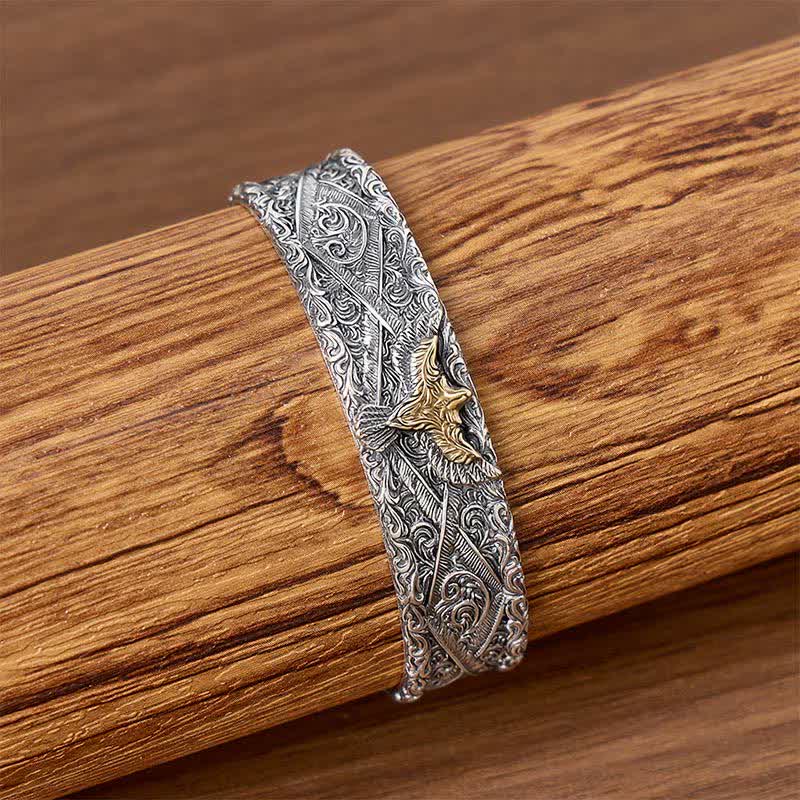 Bracelet manchette ouvert à gravure en volutes et aigle occidental - image 2