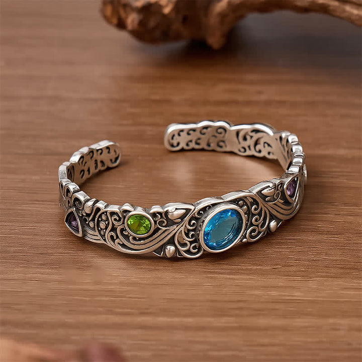 Bracelet manchette ajouré orné de pierres précieuses - image 4
