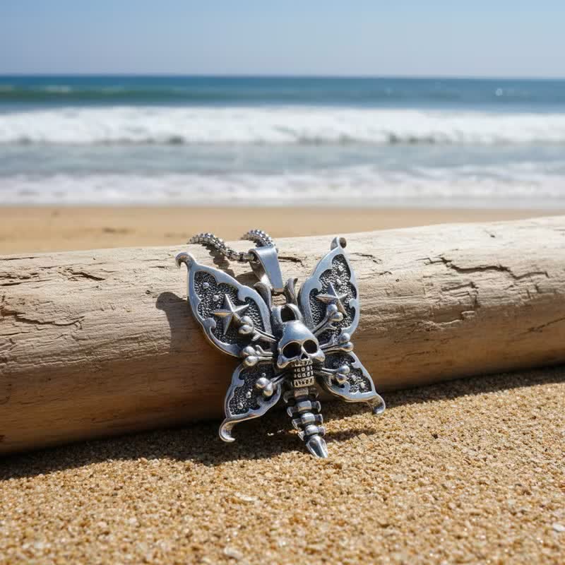 Collier papillon de nuit gothique crâne avec ailes étoilées - image 4