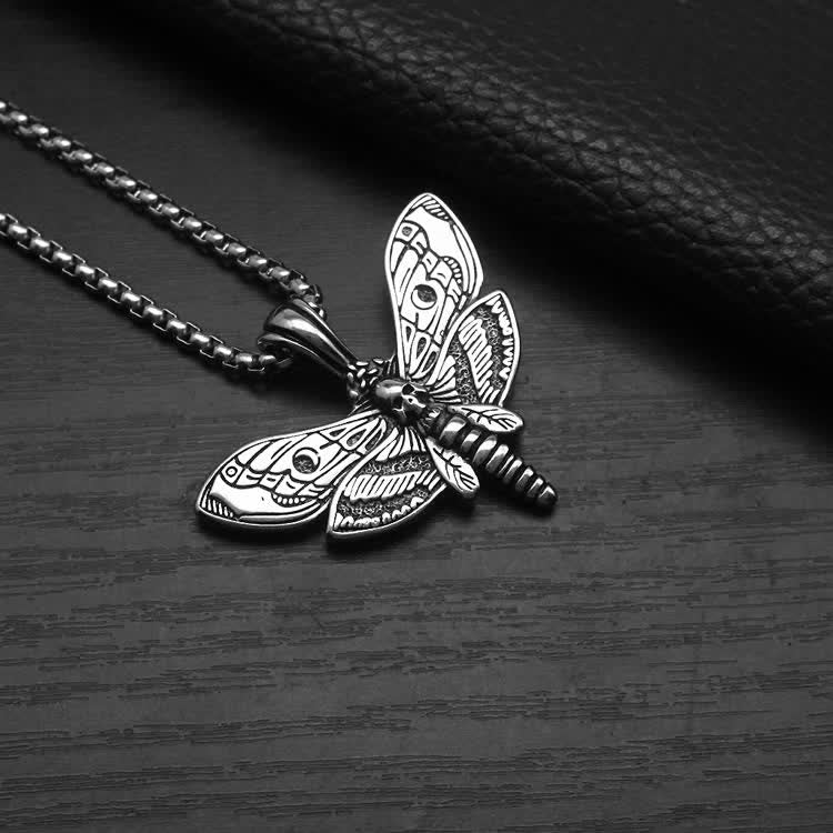 Collier unisexe gothique punk avec motif de papillon de nuit et tête de mort - image 4