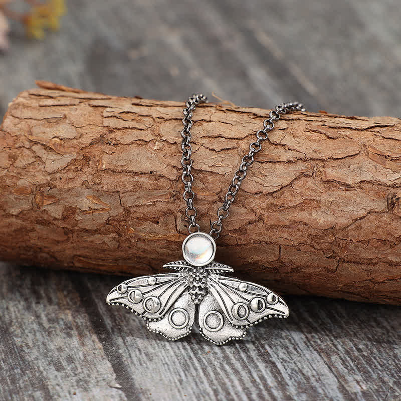 Collier pendentif papillon de nuit et phases de la lune - Argent - image 0