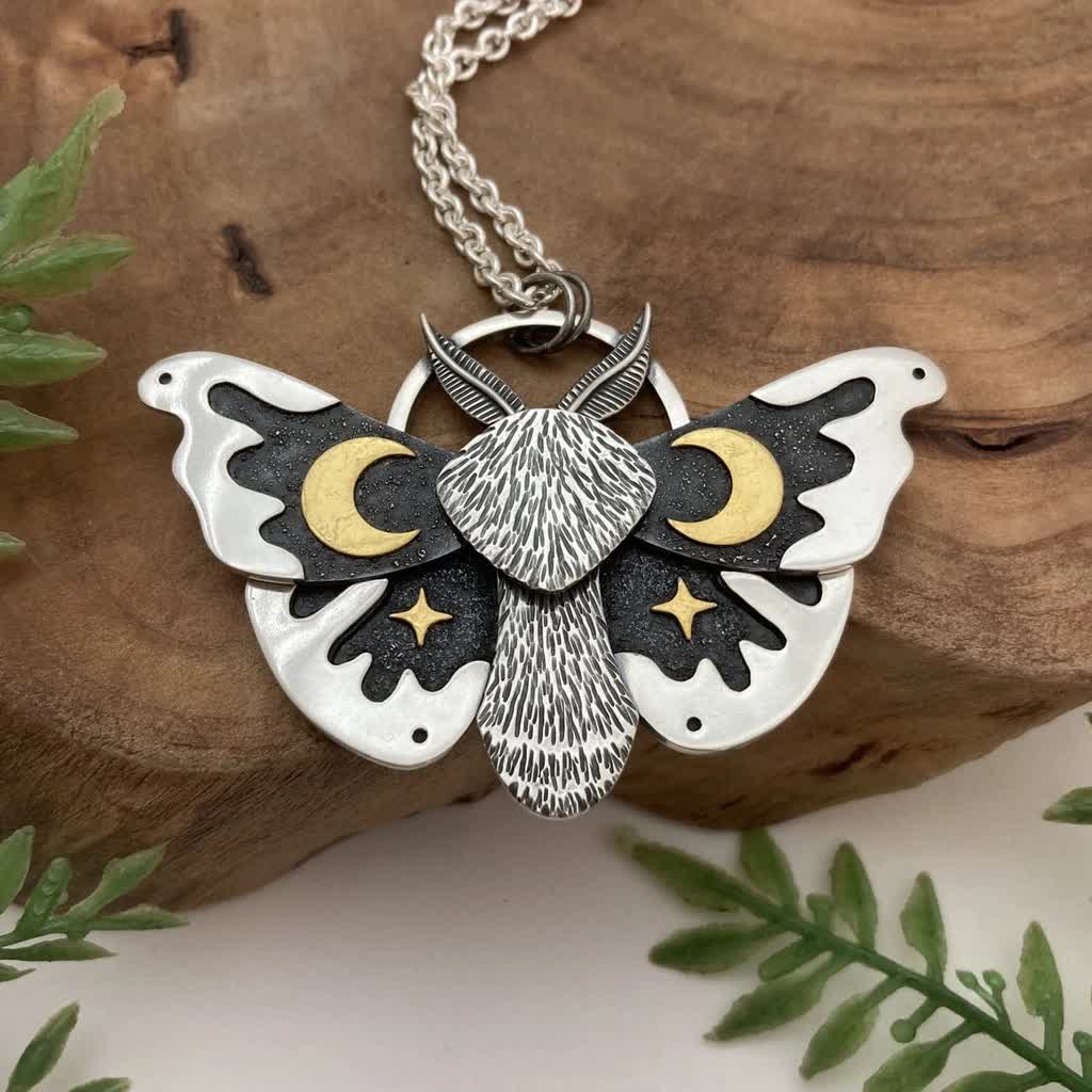 Collier papillon lunaire céleste Gothic Moons & Stars - image 3