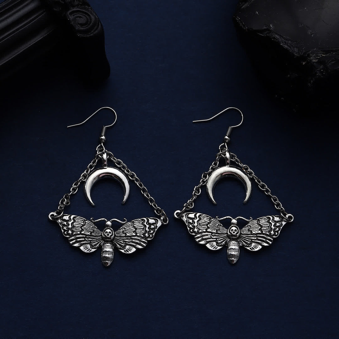 Boucles d'oreilles pendantes en forme de croissant de lune, motif papillon de nuit à l'esthétique sombre - image 5