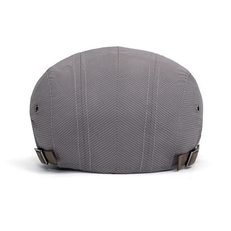 Béret plat à fines rayures pour la conduite urbaine avec sangle réglable - image 5