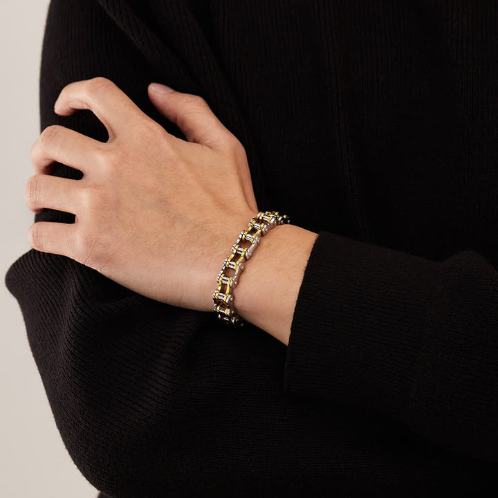 Roulez avec style ! Bracelet de chaîne de moto intrépide - image 3