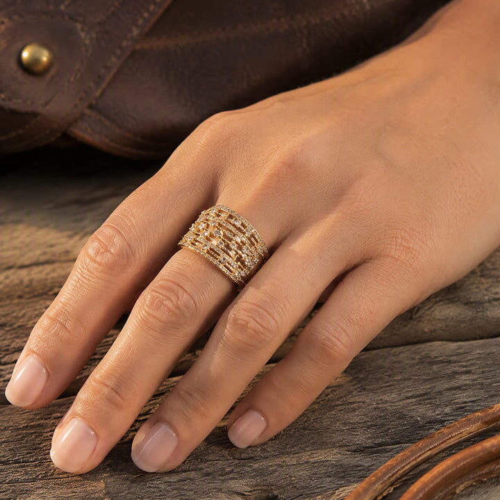 Bague femme à large anneau pavé de zircon - image 6
