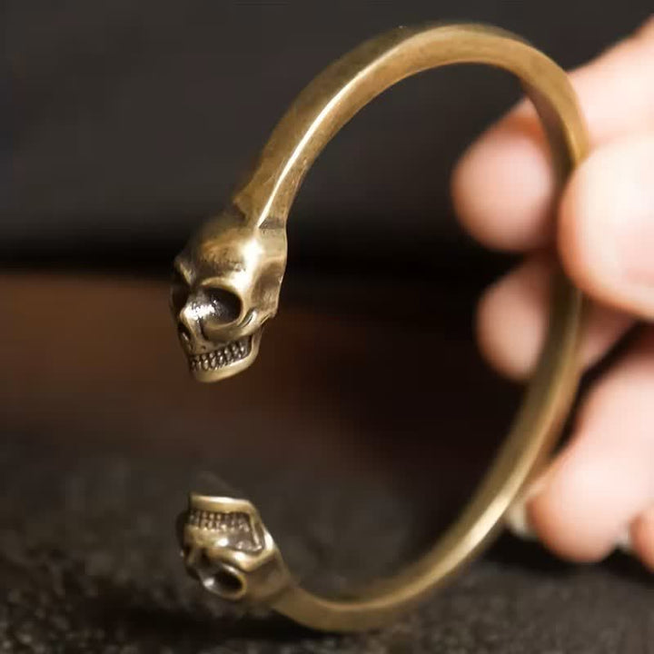 Bracelet manchette ouvert gothique en laiton massif à double crâne et bronze - image 2