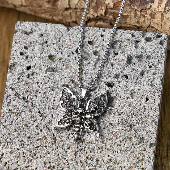 Collier papillon de nuit gothique crâne avec ailes étoilées - image 3