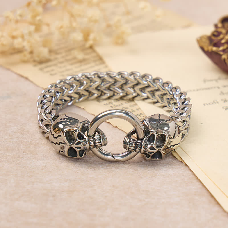 Bracelet pour homme avec fermoir mousqueton à double tête de mort - Argent - 9,45" / 24 cm - image 0