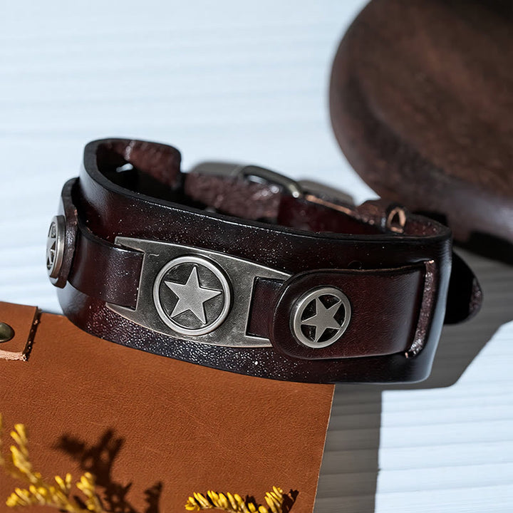 Bracelet manchette vintage en cuir clouté d'étoiles avec fermoir à épingle - image 5