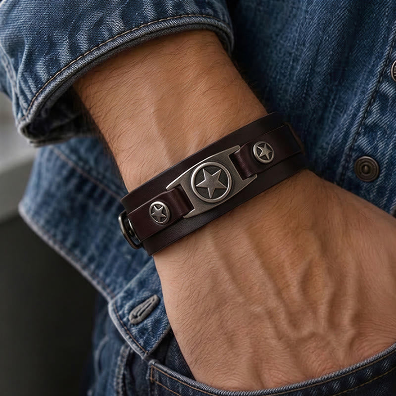 Bracelet manchette vintage en cuir clouté d'étoiles avec fermoir à épingle - image 1