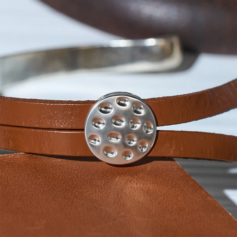 Bracelet minimaliste moderne pour homme, en métal et cuir. - image 7