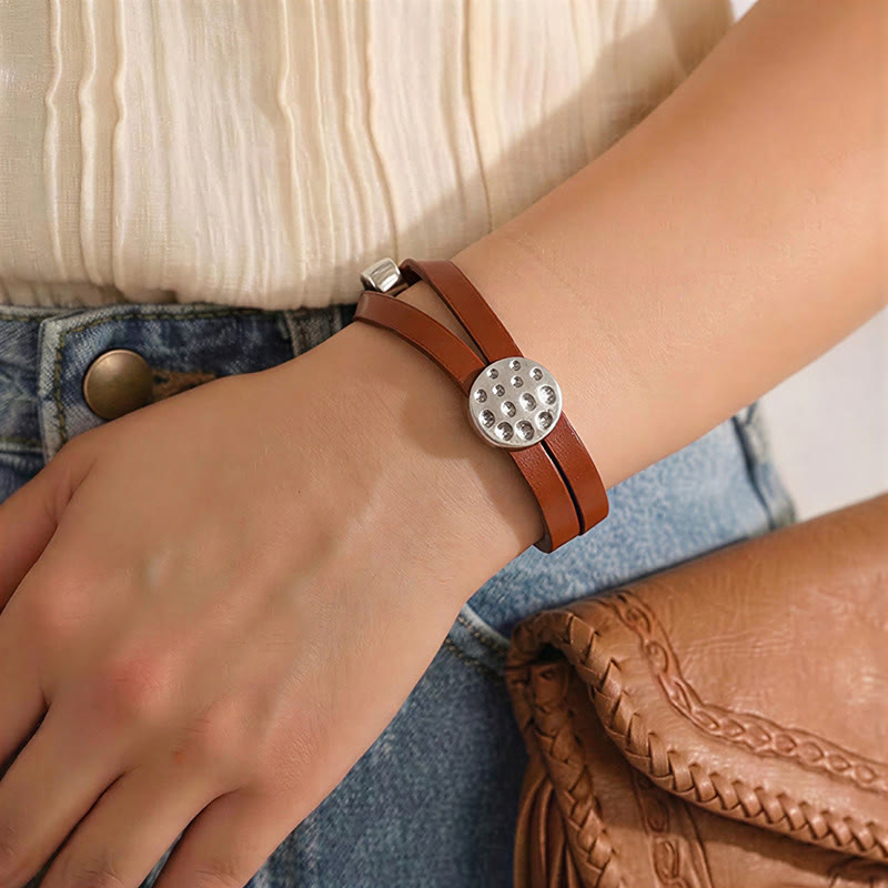 Bracelet minimaliste moderne pour homme, en métal et cuir. - image 2