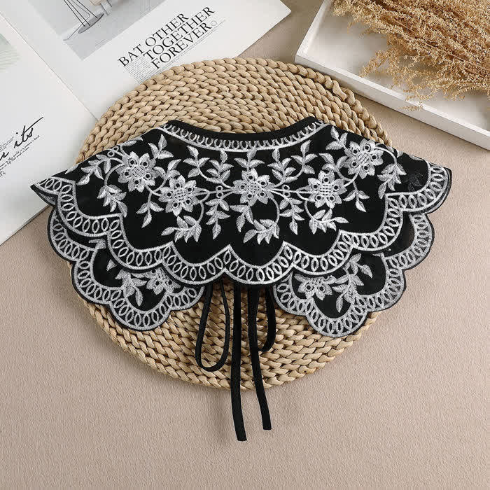 Cape châle vintage à broderies florales pour femme, avec faux col. - image 2