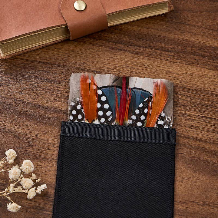 Pochette de costume à pois orange brûlé et turquoise à motif de plumes - image 1