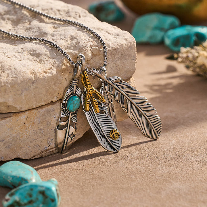 Collier vintage western pour homme avec pendentif à quatre plumes - image 3