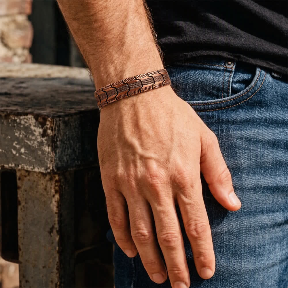 Bracelet vintage à maillons magnétiques à motif flèche avec outil de retrait de maillons - image 1