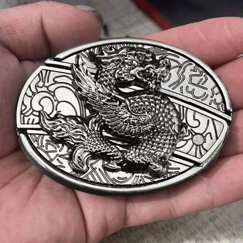 Ceinture en cuir pour homme avec dragon volant et couteau pliant