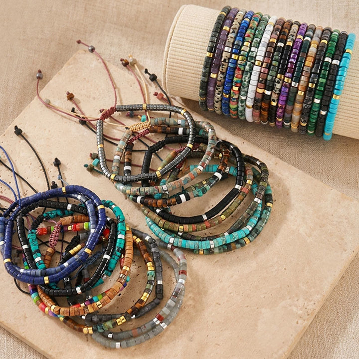 Bracelet ajustable minimaliste géométrique à perles cylindriques - image 8