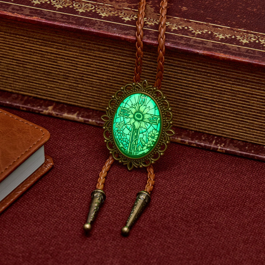 Cravate bolo lumineuse à motif tournesol et croix phosphorescente, style western - image 1