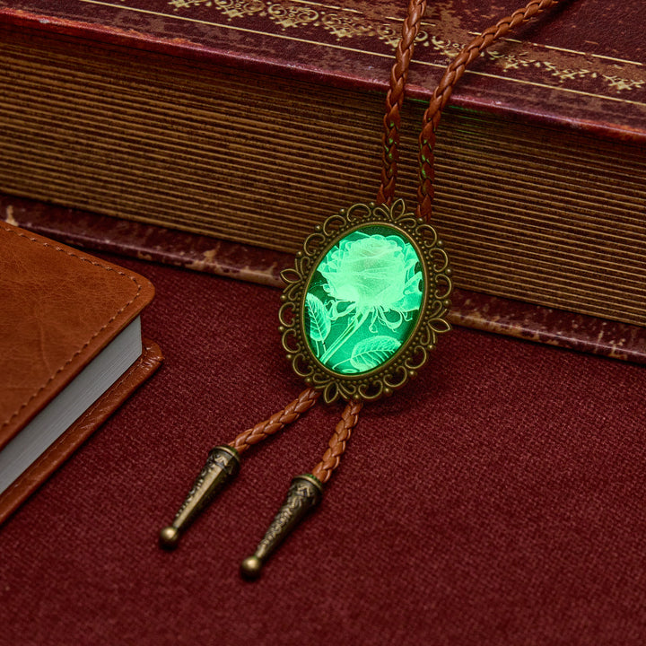 Cravate bolo lumineuse rose éthérée vintage style western - image 1