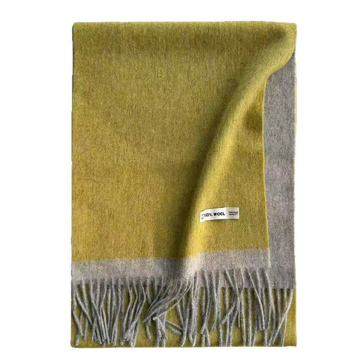 Écharpe douillette en pure laine color block avec pompons - image 4