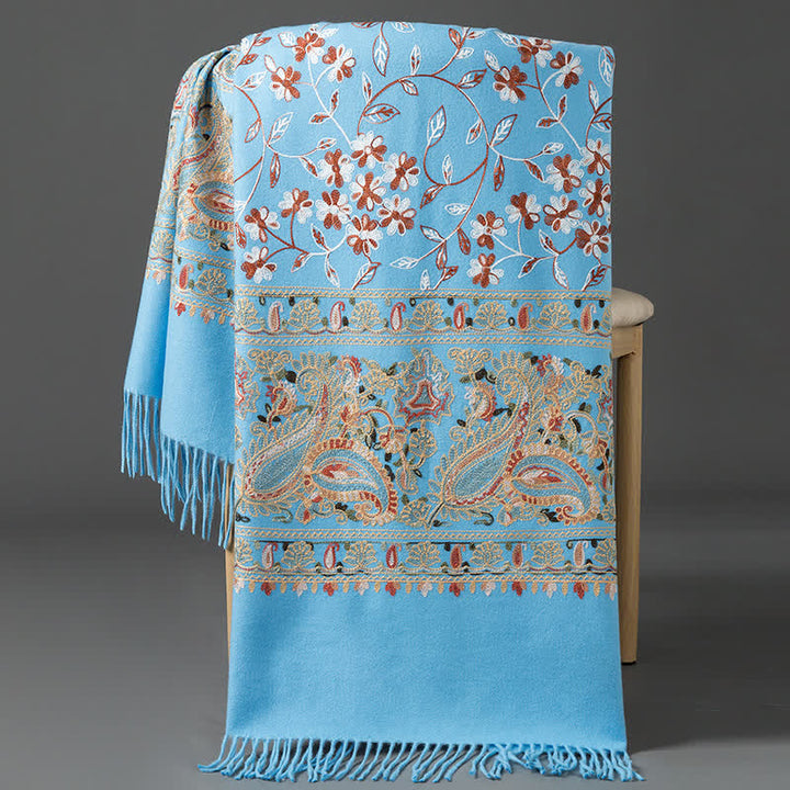 Écharpe de luxe pour femme, brodée de motifs floraux et cachemire. - Bleu ciel - image 18