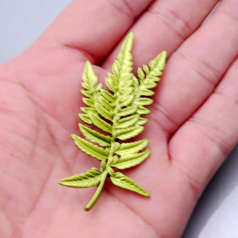 Broche botanique pour jardin féerique « Le langage des fleurs » - Fougère verte - image 16