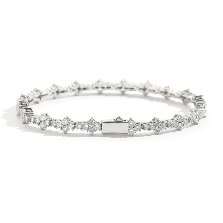 Bracelet à maillons en zircon cubique Starlight avec motif trèfle - Argent - 9 pouces / 23 cm - image 8
