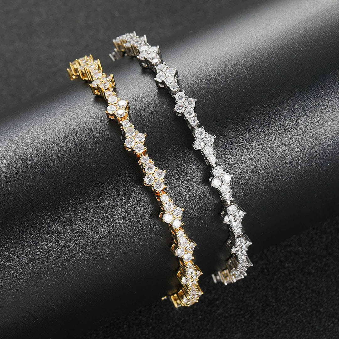 Bracelet à maillons en zircon cubique Starlight avec motif trèfle - image 7