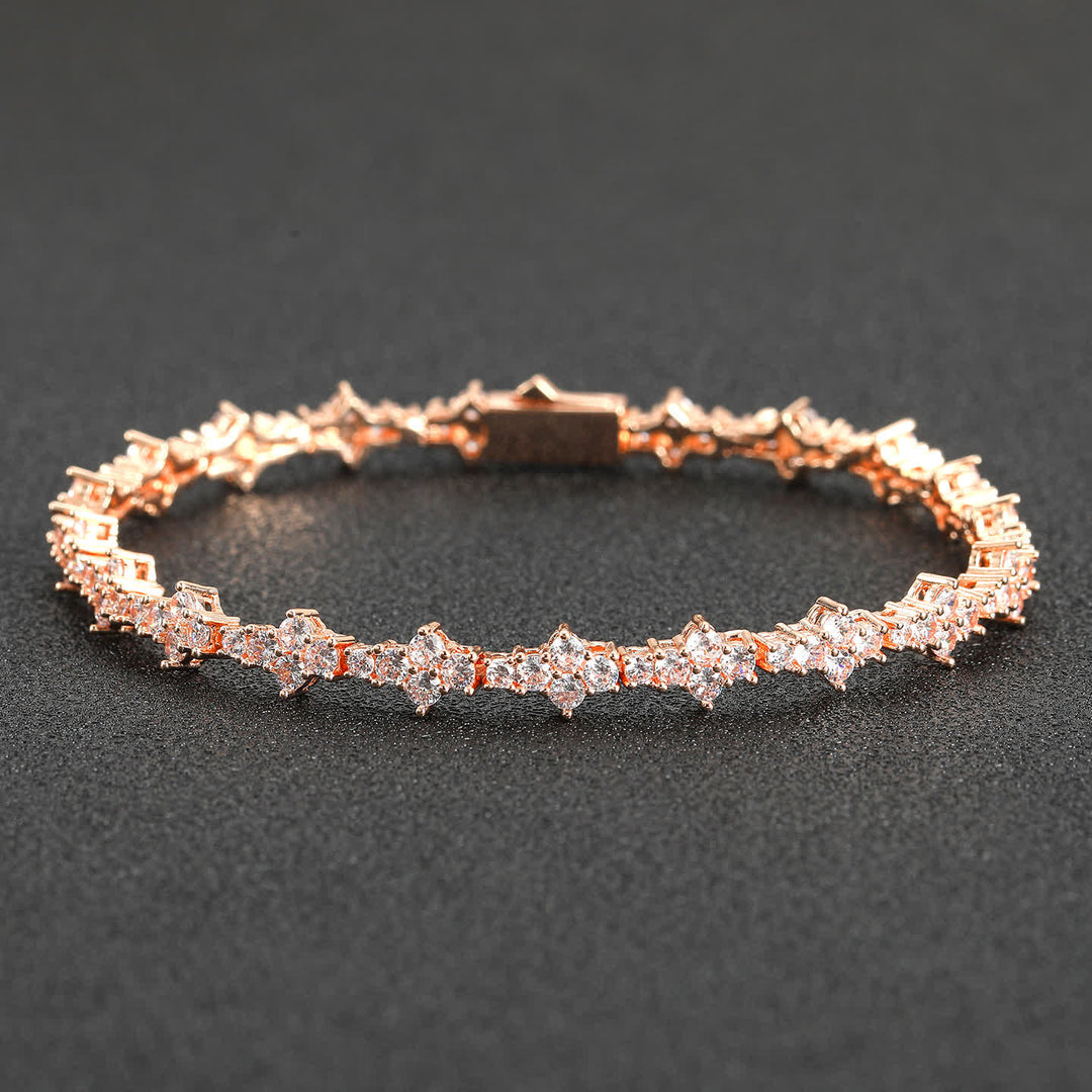 Bracelet à maillons en zircon cubique Starlight avec motif trèfle - image 13