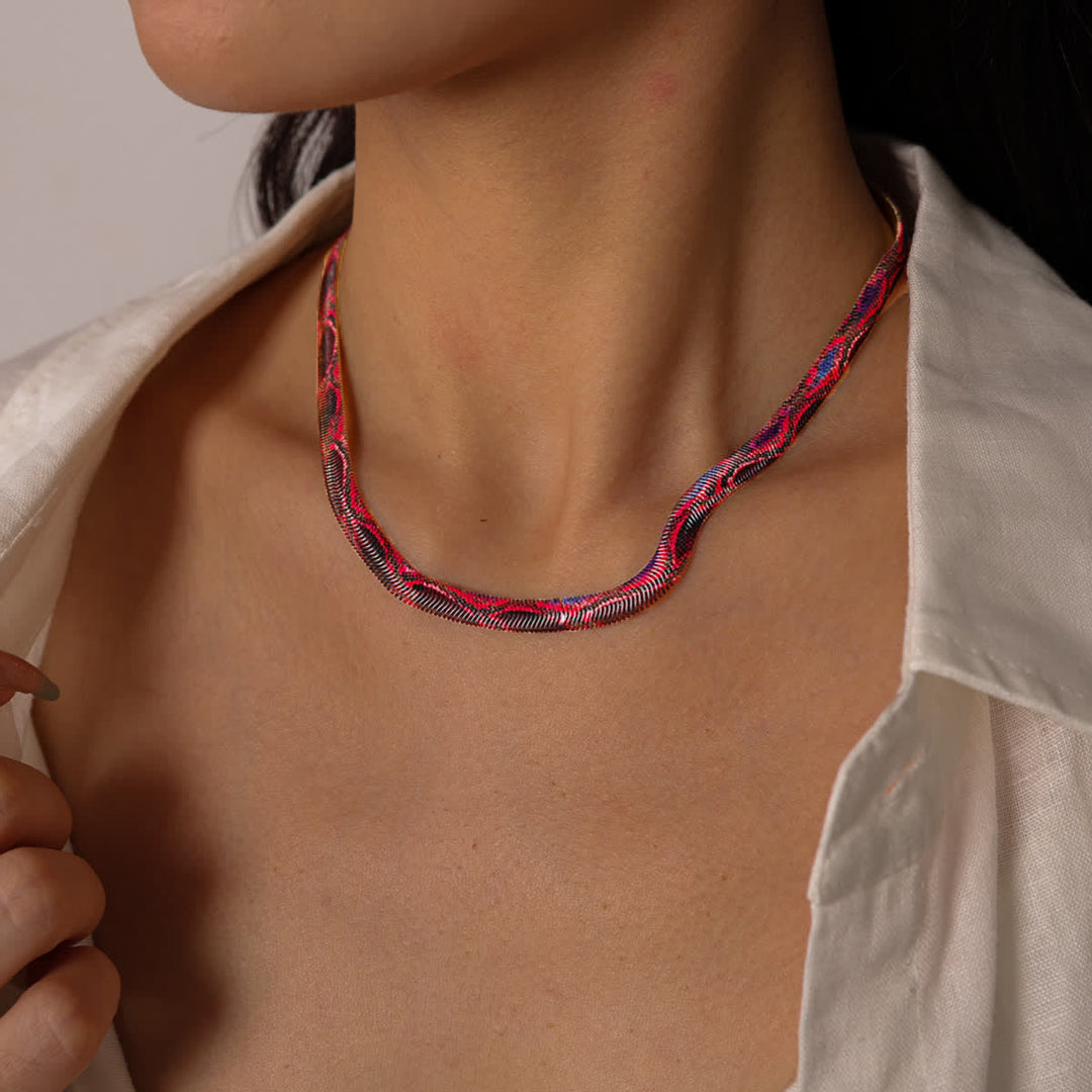 Collier ras du cou à chevrons en forme de serpent imprimé, chaîne plate - image 6